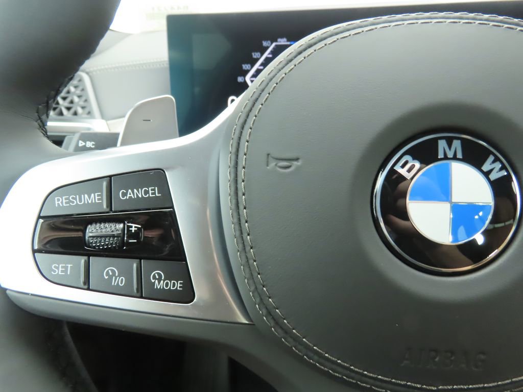New 2026 BMW X5 xDrive40i w/ M Sport Package image 11