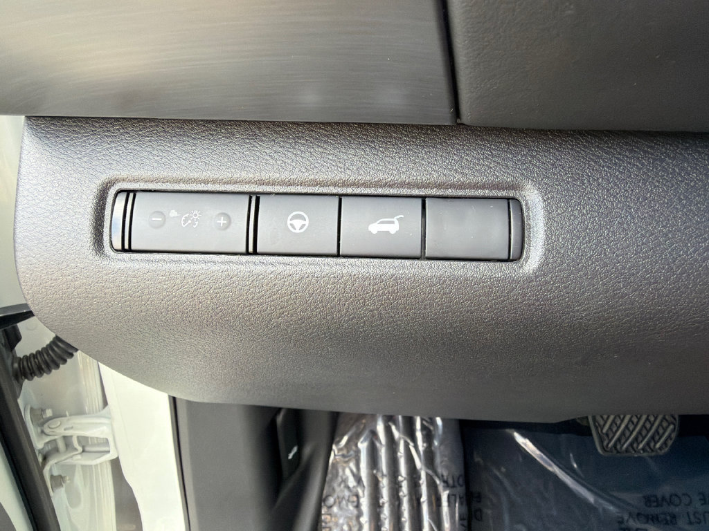 Used 2024 Nissan Pathfinder SL FWD image 28