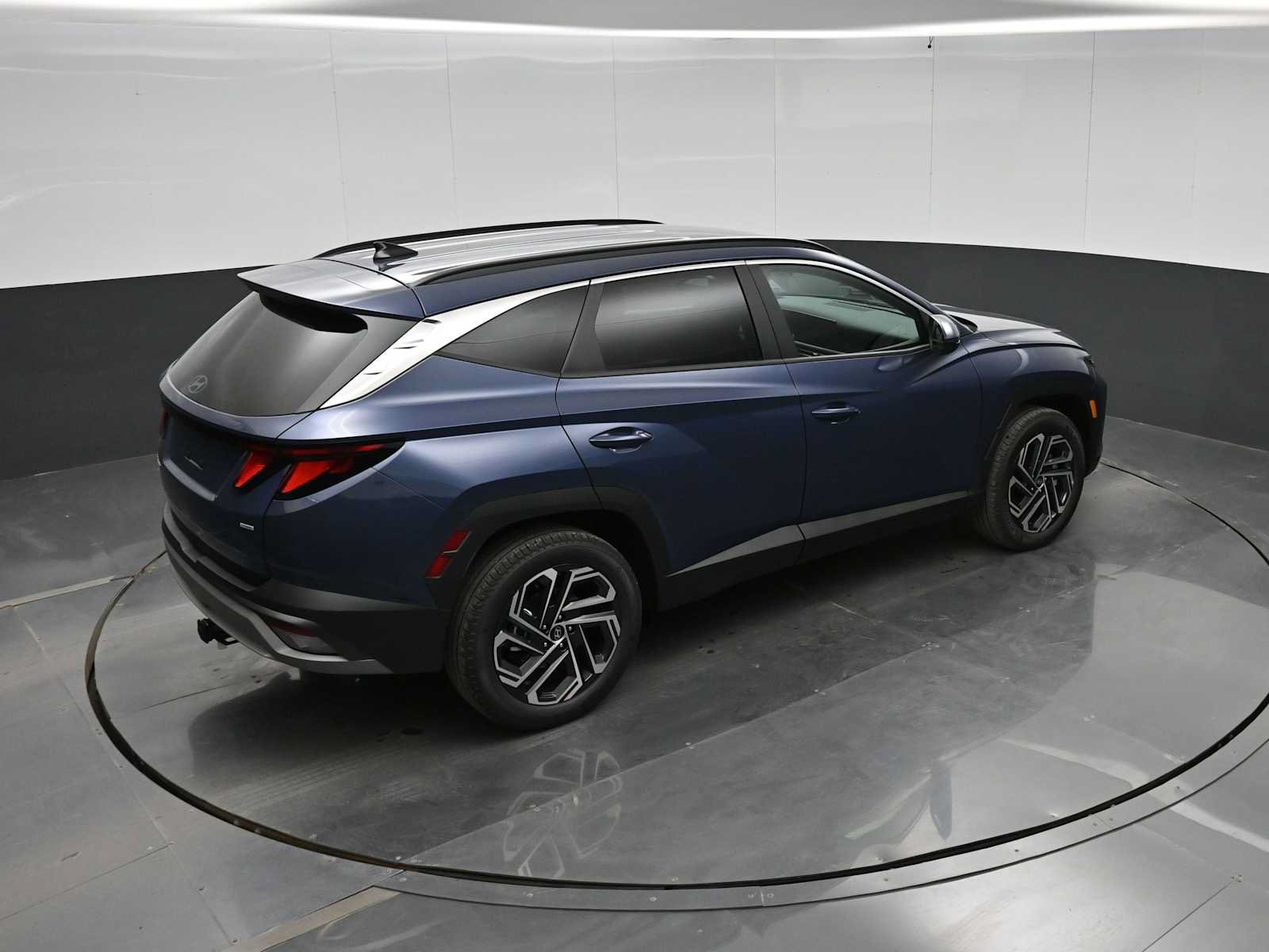 New 2026 Hyundai Tucson SEL Plus w/ Tow & Go Package AWD/4WD image 30