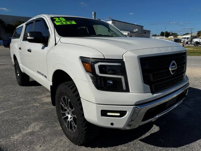 Used 2020 Nissan Titan SV w/ SV Convenience Package