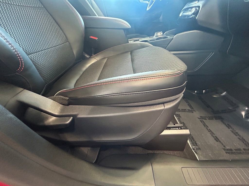 Used 2025 Ford Escape ST-Line w/ Equipment Group 301A image 26