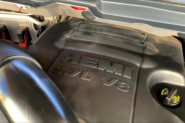 Used 2014 RAM 1500 Classic SLT image 29