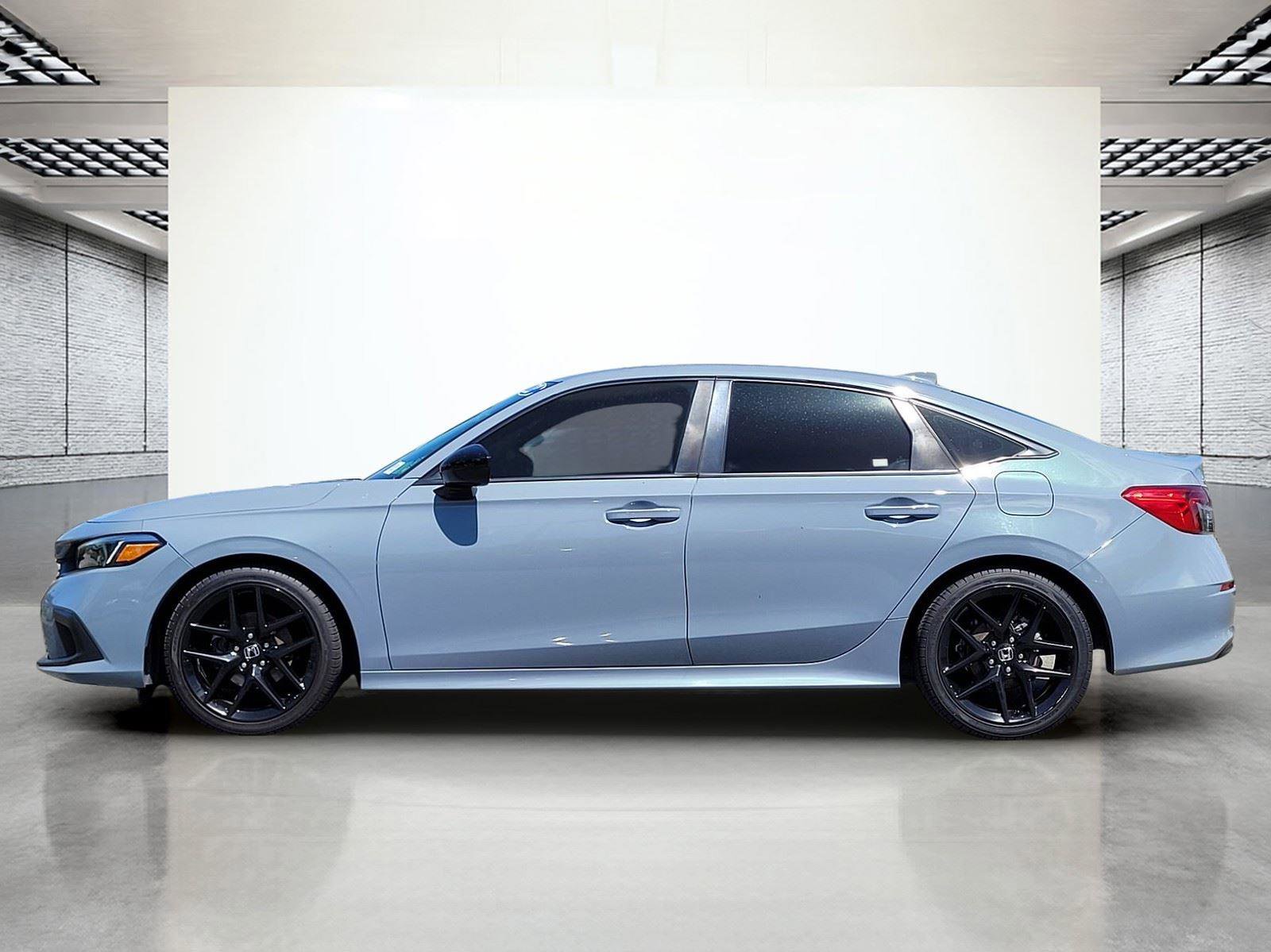 Used 2022 Honda Civic Sport image 9