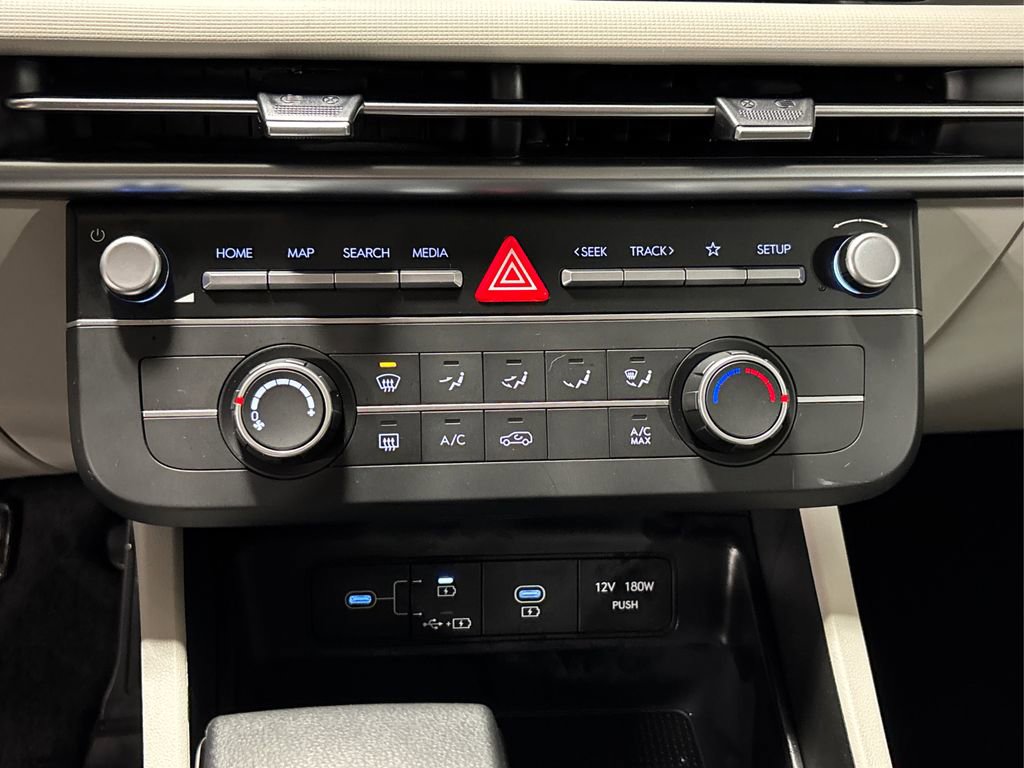 New 2026 Hyundai Tucson SE image 22