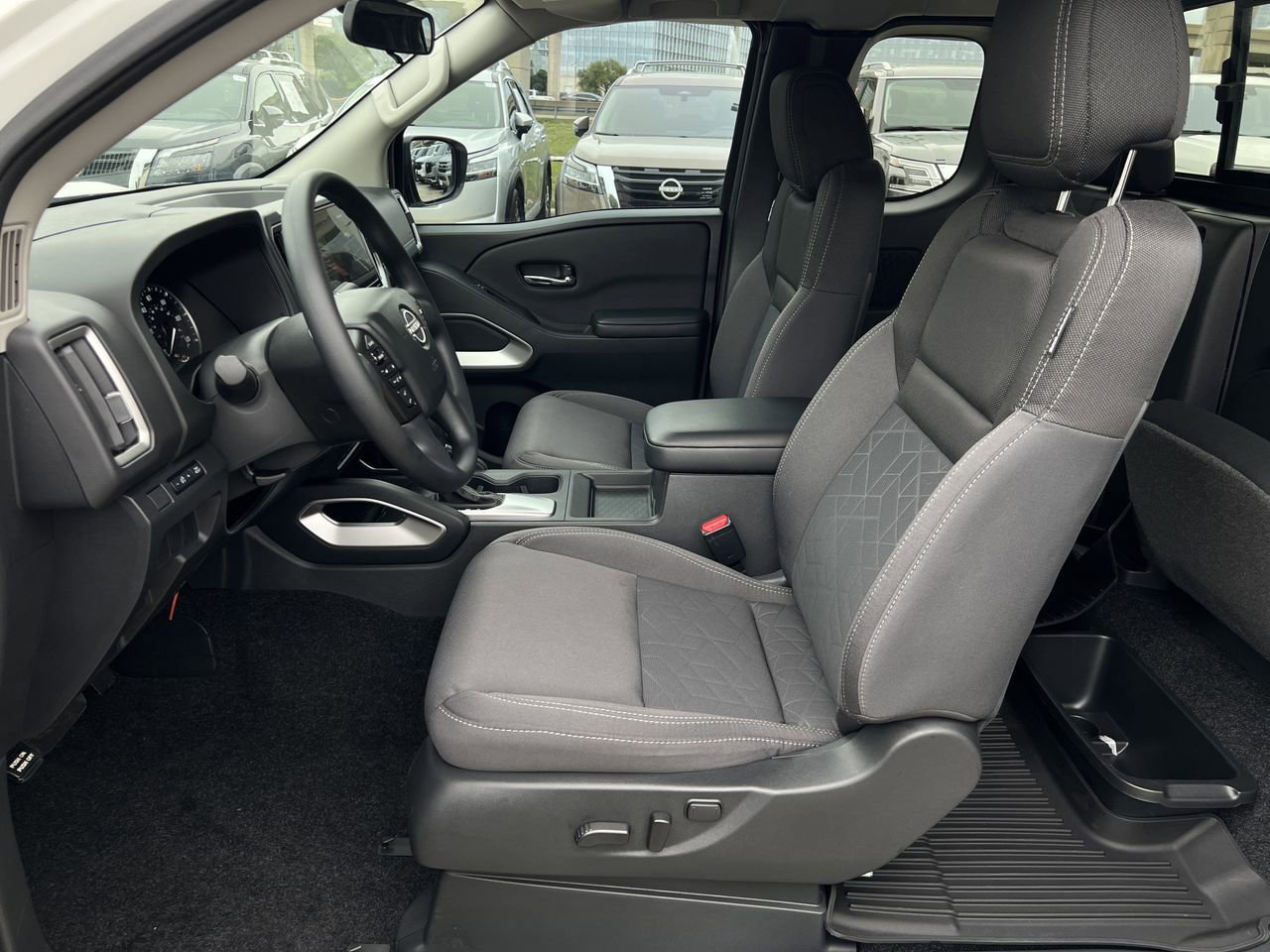 Certified 2025 Nissan Frontier SV RWD image 20
