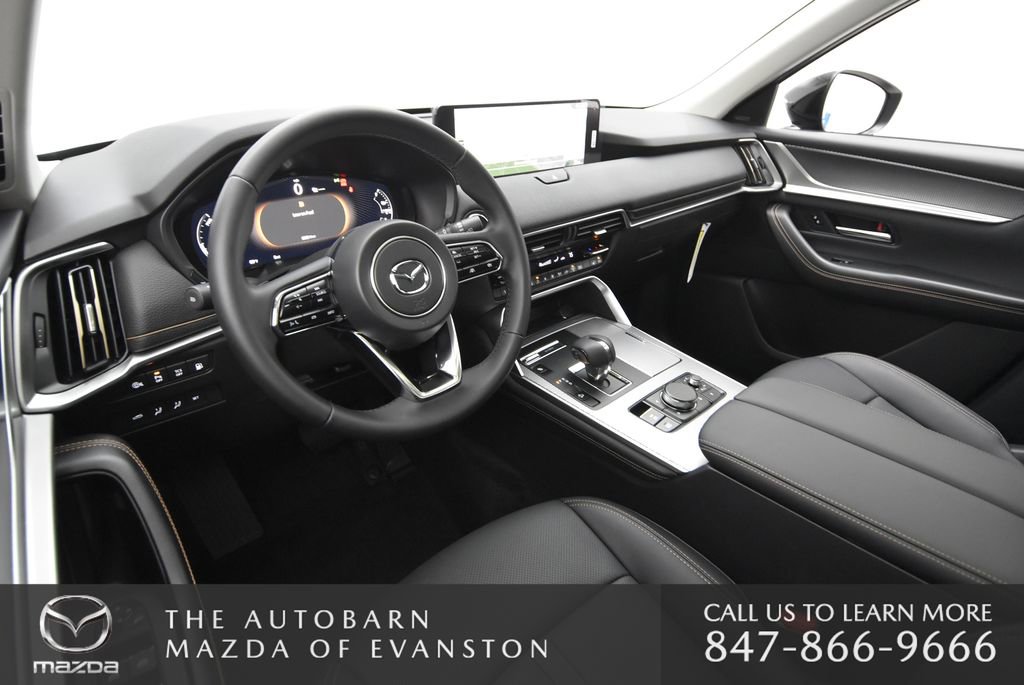 Used 2025 MAZDA CX-70 Plug-In Hybrid w/ Premium Pkg image 31