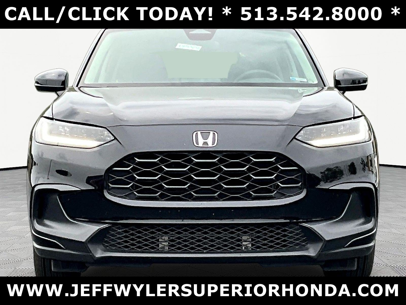 Used 2023 Honda HR-V LX image 2