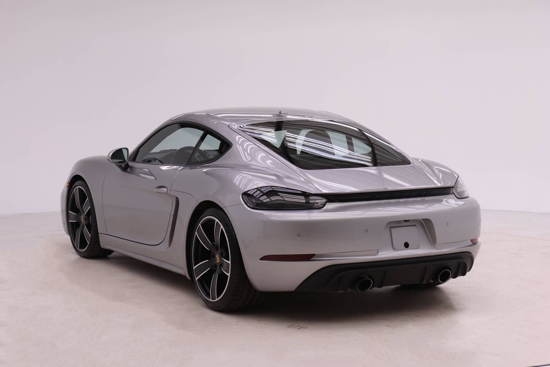 Certified 2023 Porsche 718 Cayman GTS image 3