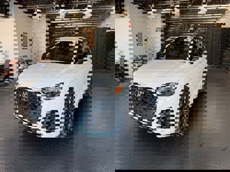 Used 2021 Audi SQ5 Prestige w/ Prestige Package image 5