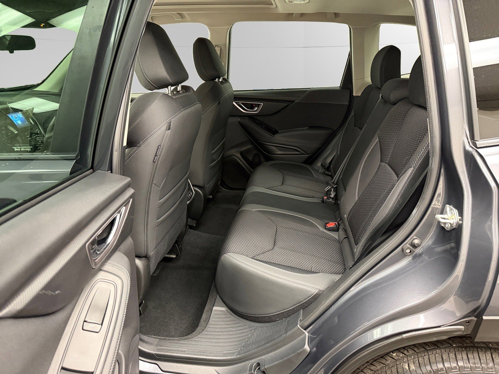 Used 2022 Subaru Forester Premium image 13