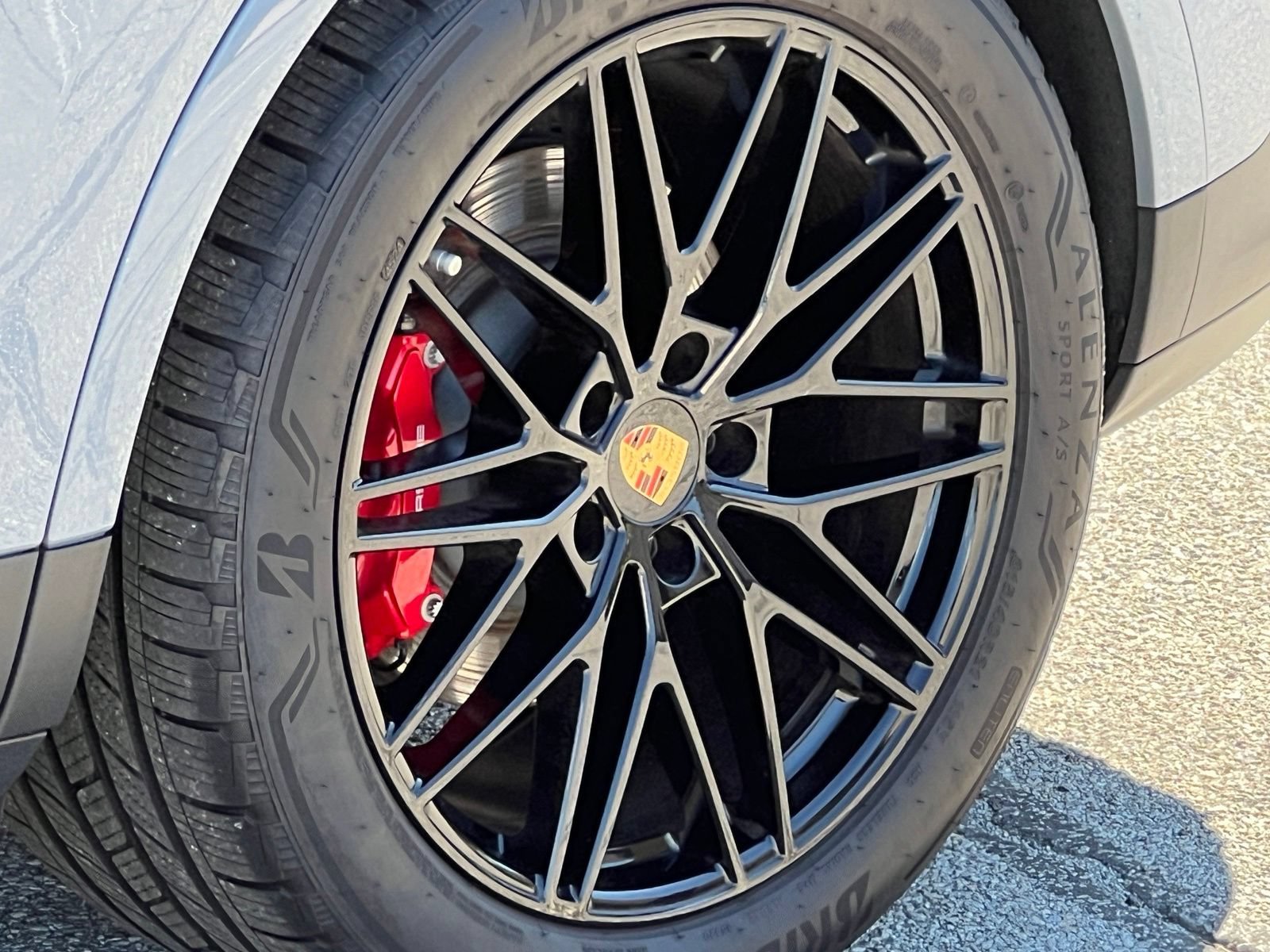 Certified 2024 Porsche Cayenne S AWD/4WD image 14