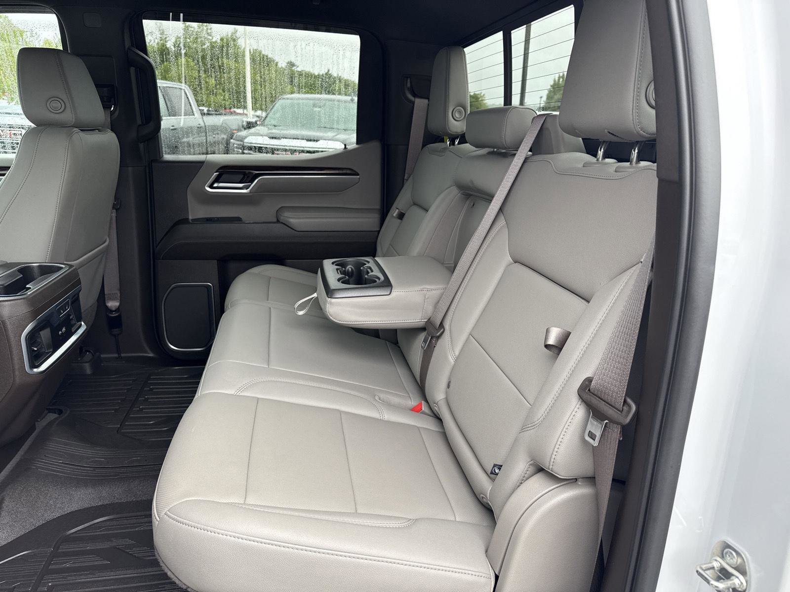 Used 2022 GMC Sierra 1500 SLT w/ SLT Premium Plus Package image 14