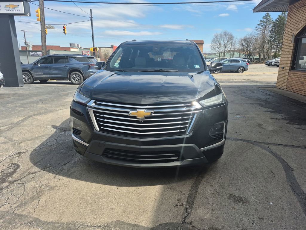 Used 2022 Chevrolet Traverse Premier w/ LPO, Floor Liner Package image 10