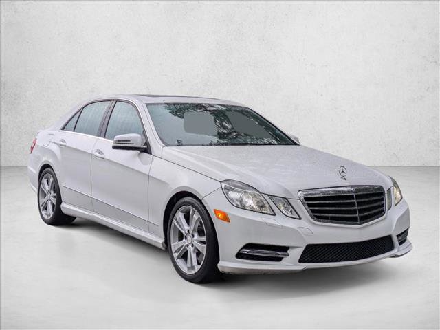 Used 2013 Mercedes-Benz E 350 Sedan image 3