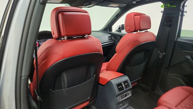 Used 2025 Audi SQ5 Prestige AWD/4WD image 31