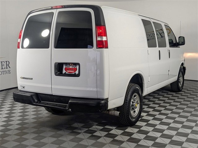 Used 2022 Chevrolet Express 2500 w/ Driver Convenience Package image 7