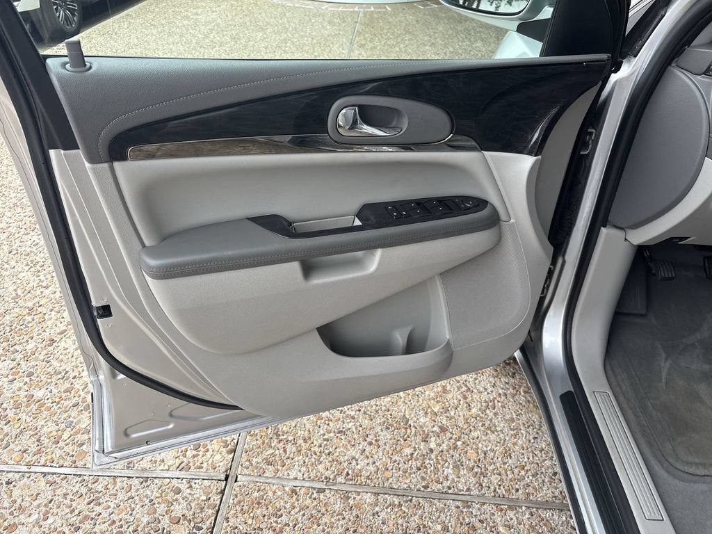 Certified 2015 Buick Enclave Convenience FWD image 21