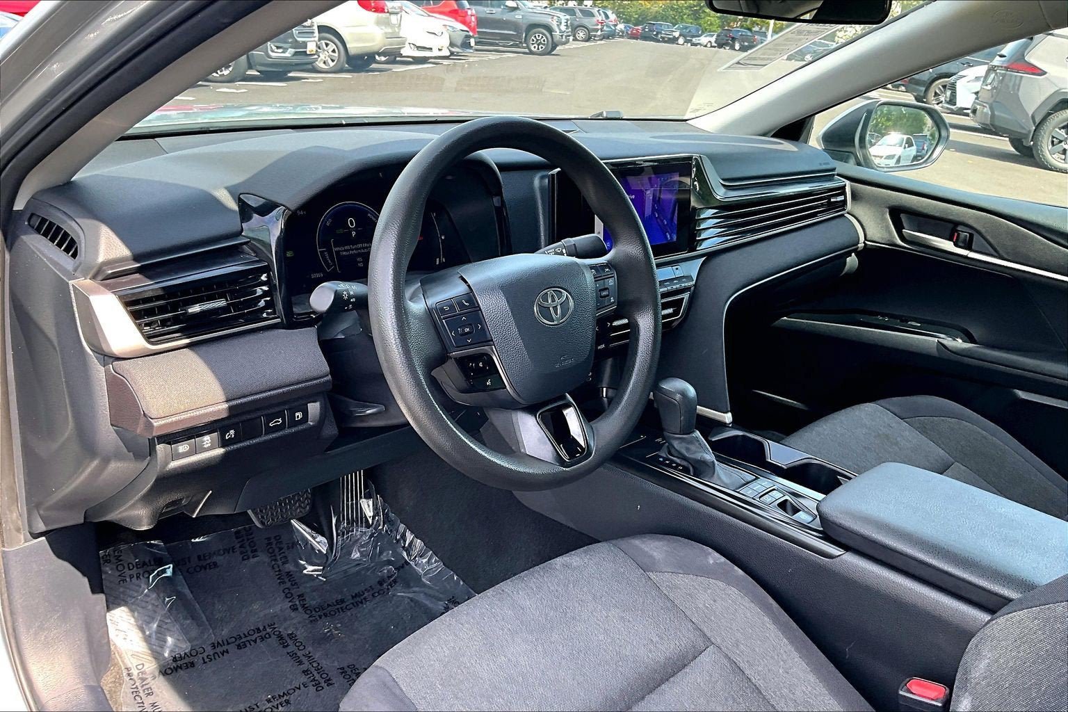 Used 2025 Toyota Camry LE FWD image 13