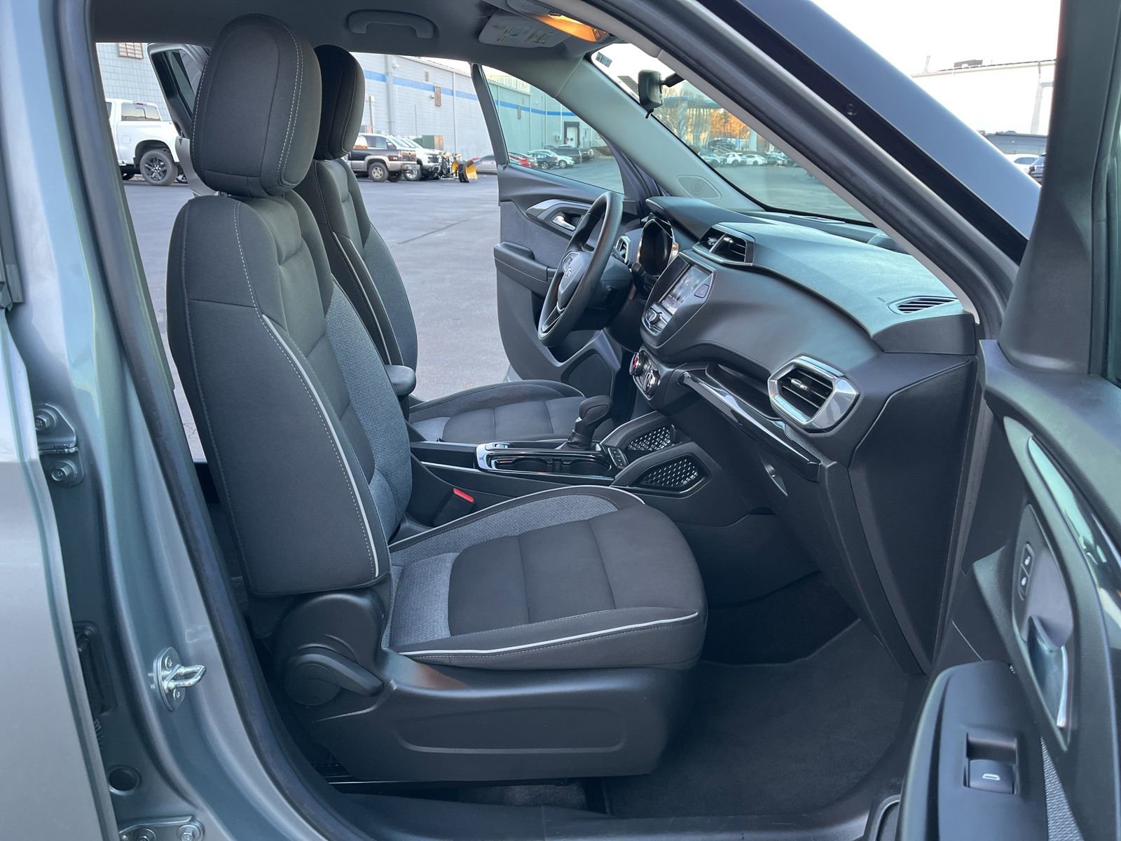 Used 2023 Chevrolet TrailBlazer LT image 15