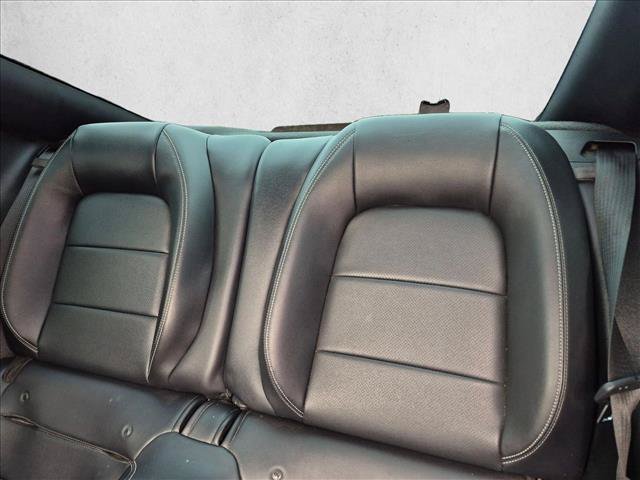 Used 2015 Ford Mustang GT Premium RWD image 13