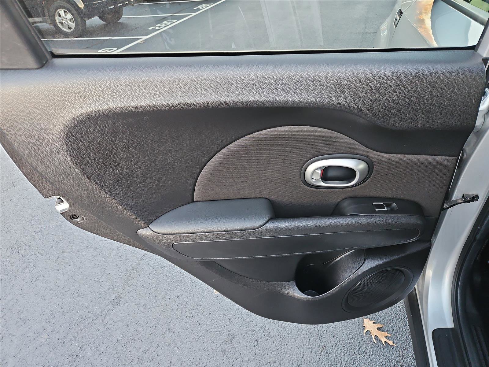 Used 2019 Kia Soul image 24