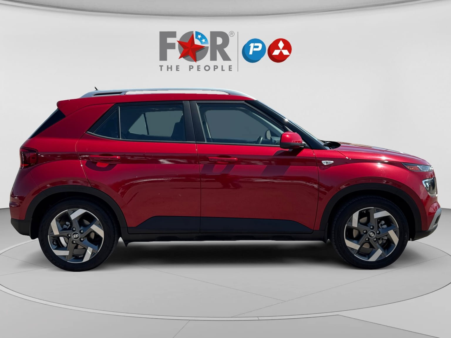 Used 2023 Hyundai Venue SEL FWD image 6