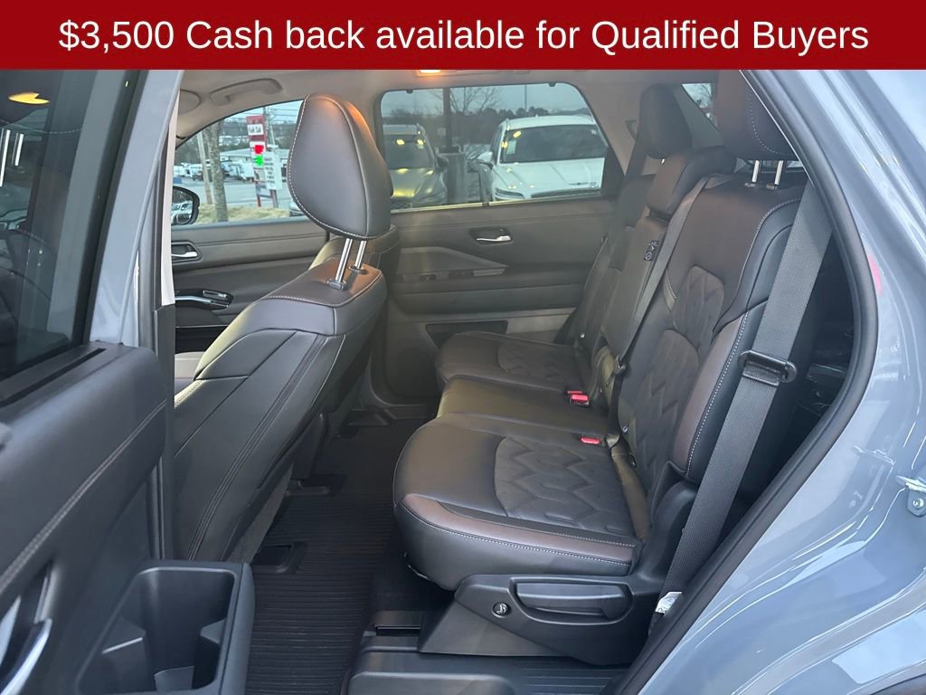 New 2026 Nissan Pathfinder Platinum AWD/4WD image 26