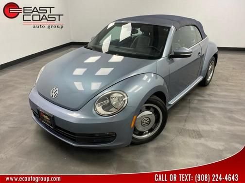 Used 2016 Volkswagen Beetle 1.8T Denim FWD image 1