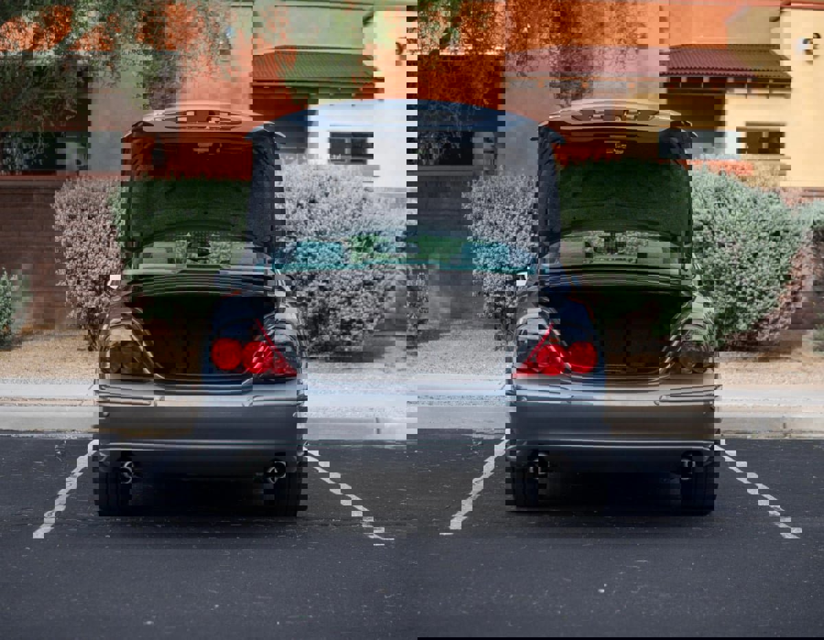 Used 2003 Jaguar S-TYPE R image 8