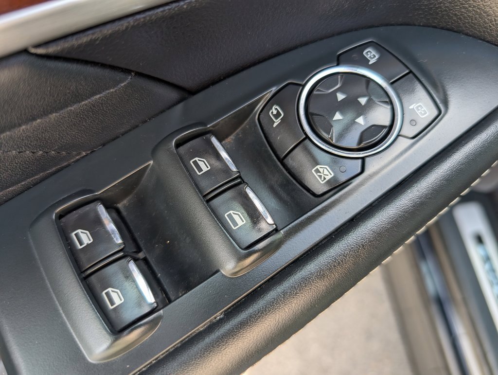 Used 2018 Ford Explorer Platinum image 14