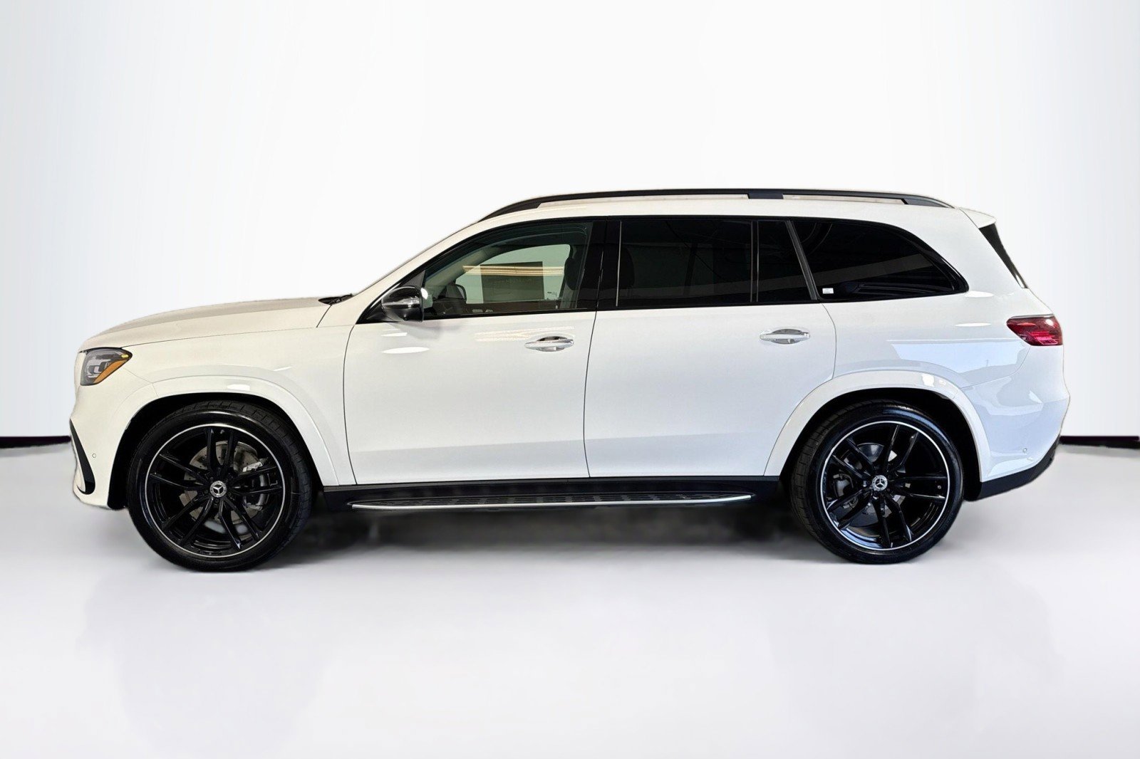 New 2026 Mercedes-Benz GLS 450 4MATIC image 8