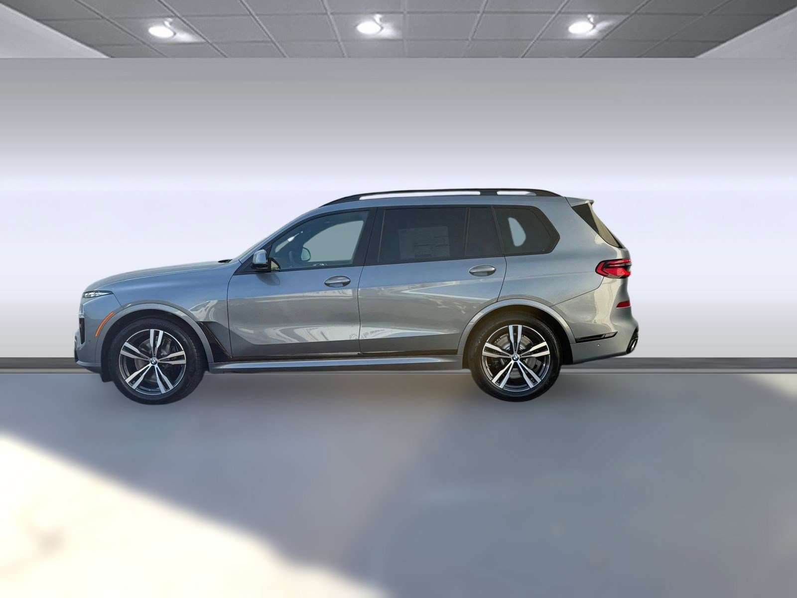 New 2026 BMW X7 xDrive40i w/ M Sport Package image 2