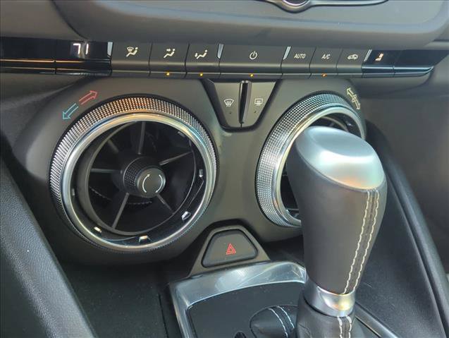 Used 2024 Chevrolet Camaro LT RWD image 17