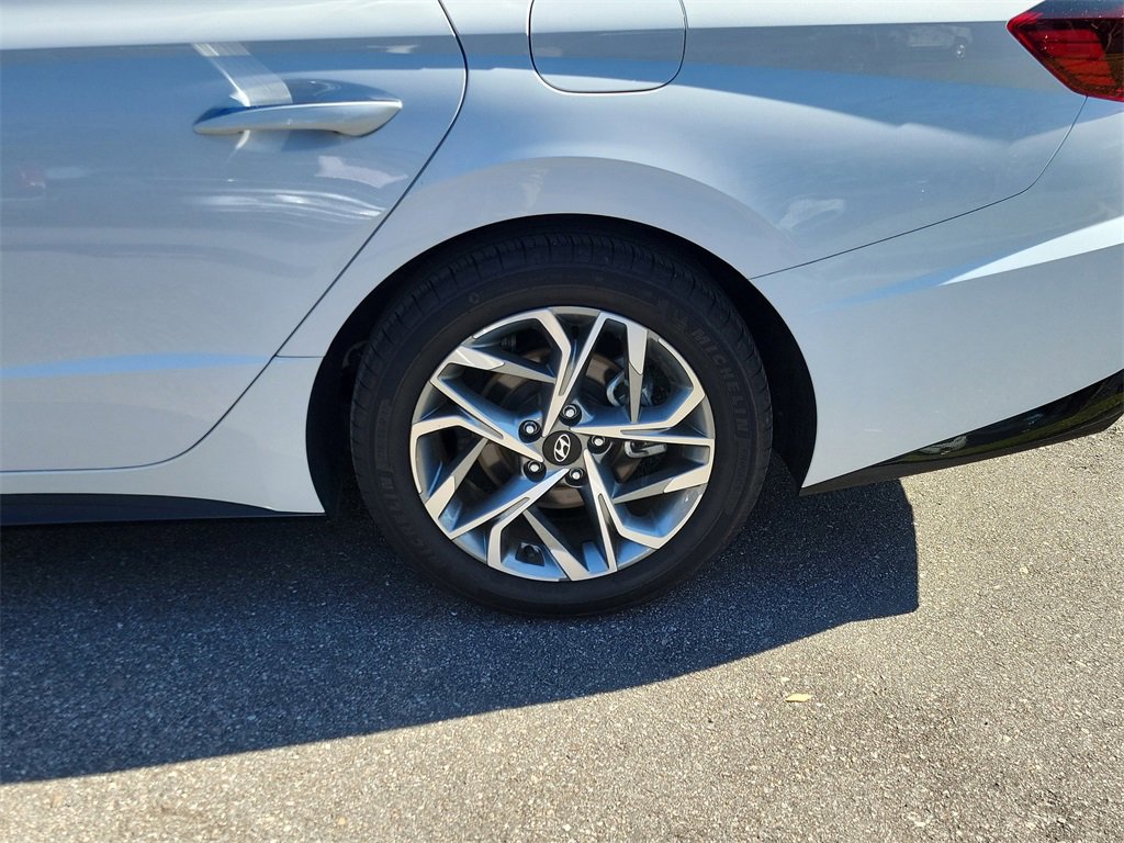 Certified 2023 Hyundai Sonata SEL w/ Convenience Package image 8