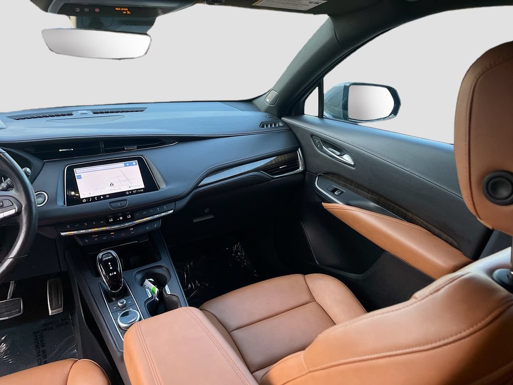 Used 2023 Cadillac XT4 Sport AWD/4WD image 25