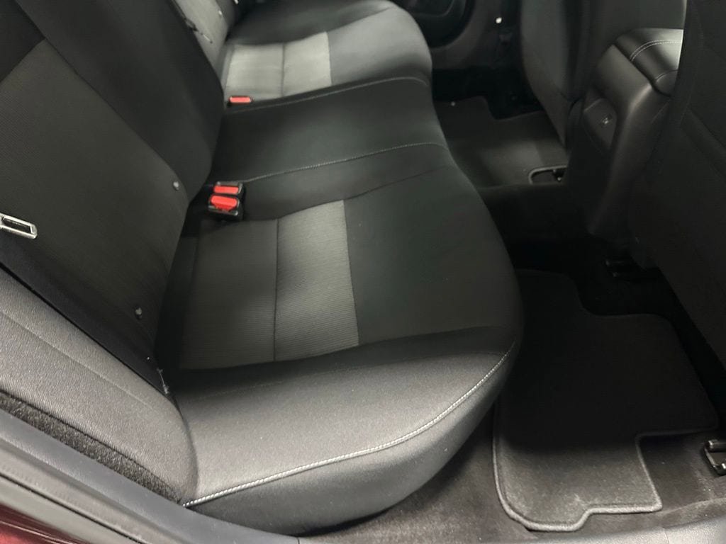 Used 2025 Nissan Sentra SV FWD image 50