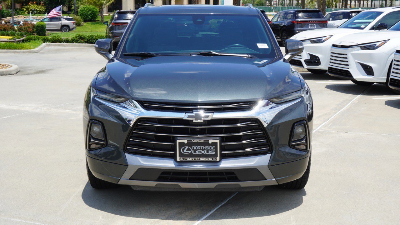 Used 2020 Chevrolet Blazer Premier w/ Driver Confidence II Package FWD image 2