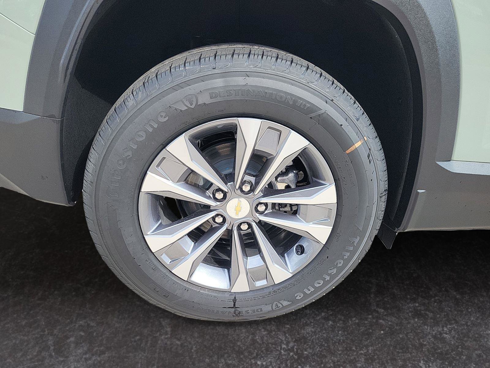 Used 2025 Chevrolet Equinox LT w/ Safety and Technology Package image 25