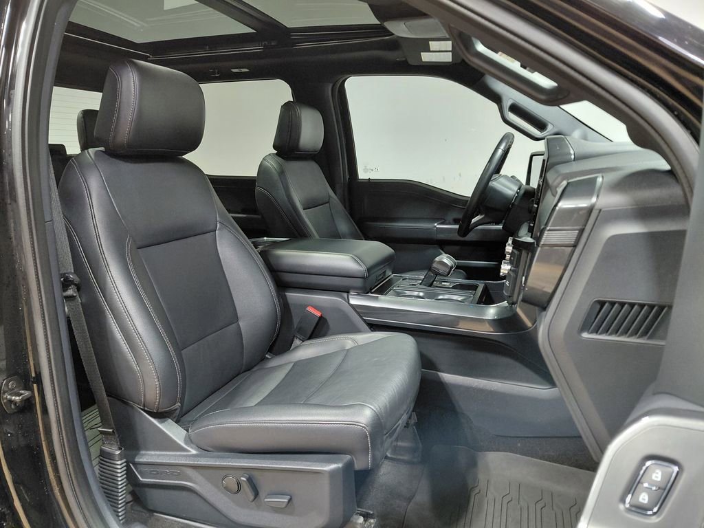 Certified 2022 Ford F150 XLT w/ Equipment Group 302A High image 25