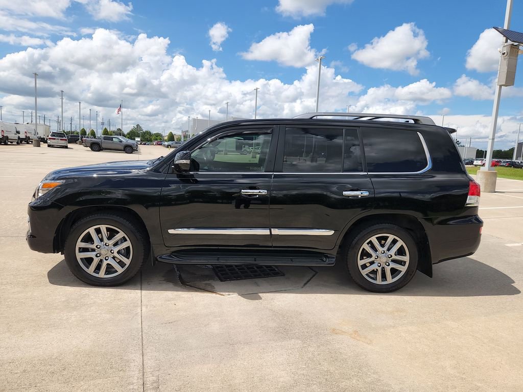 Used 2014 Lexus LX 570 4WD w/ Luxury Package image 8