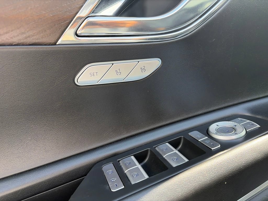 Used 2024 Genesis GV80 2.5T AWD/4WD image 41