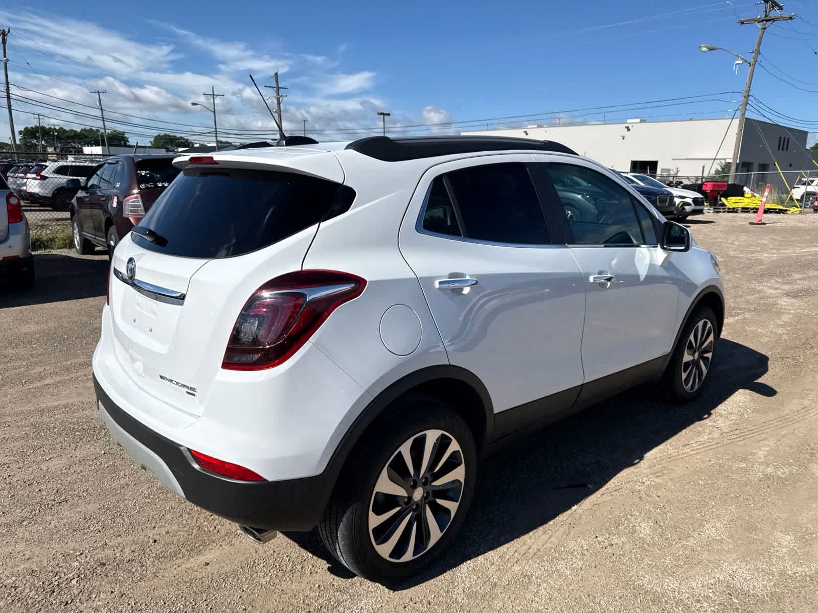 Used 2022 Buick Encore Preferred w/ Safety Package AWD/4WD image 3