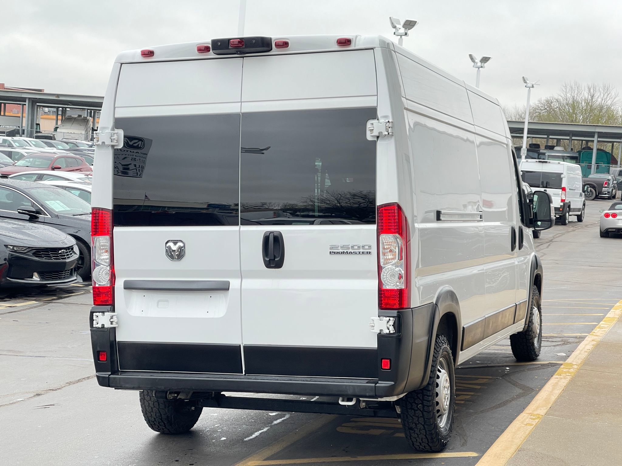 Used 2023 RAM ProMaster 2500 FWD image 3