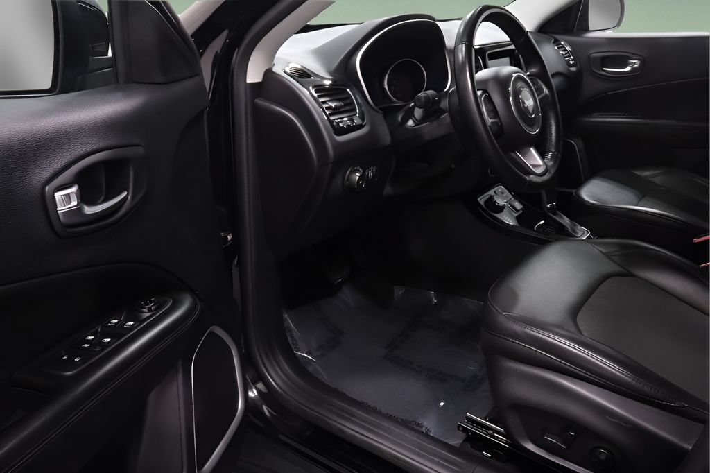 Certified 2021 Jeep Compass Latitude AWD/4WD image 8