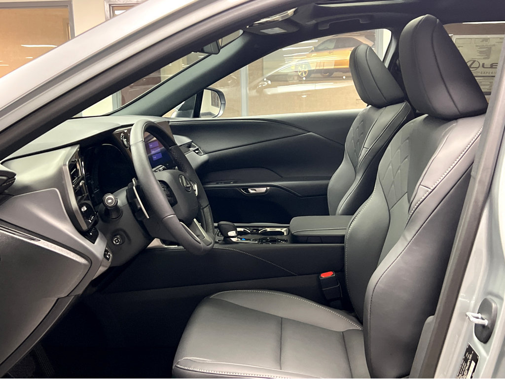 New 2026 Lexus RX 350h AWD/4WD image 9