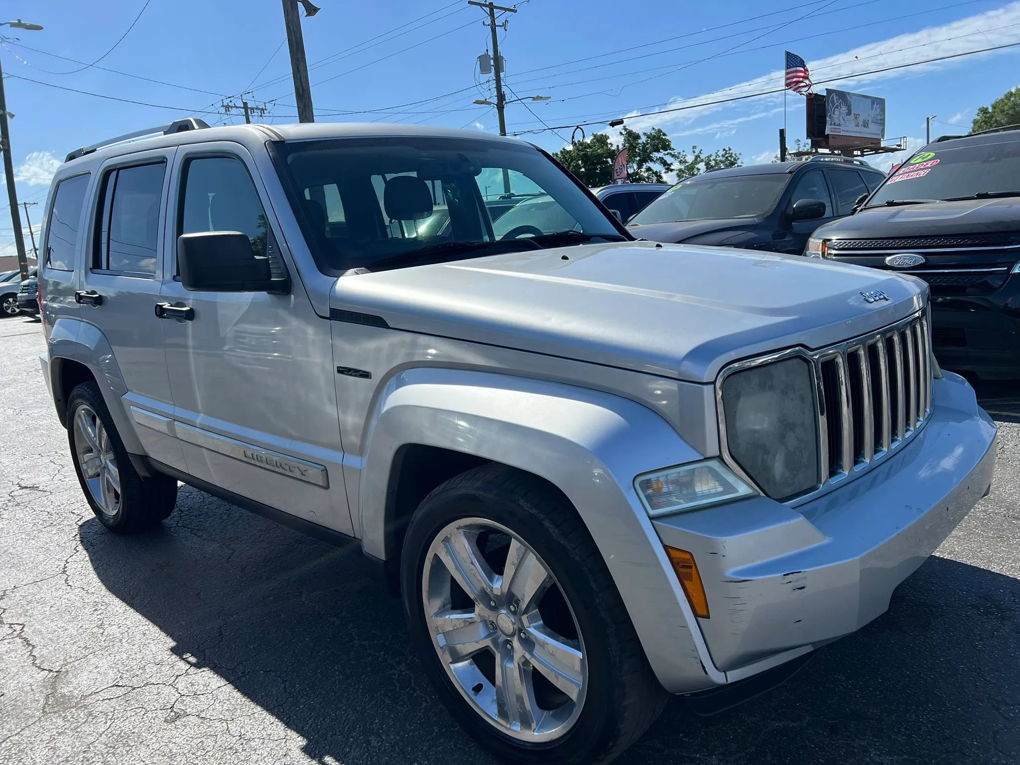 Used 2012 Jeep Liberty Limited Jet w/ Comfort/Convenience Group image 4