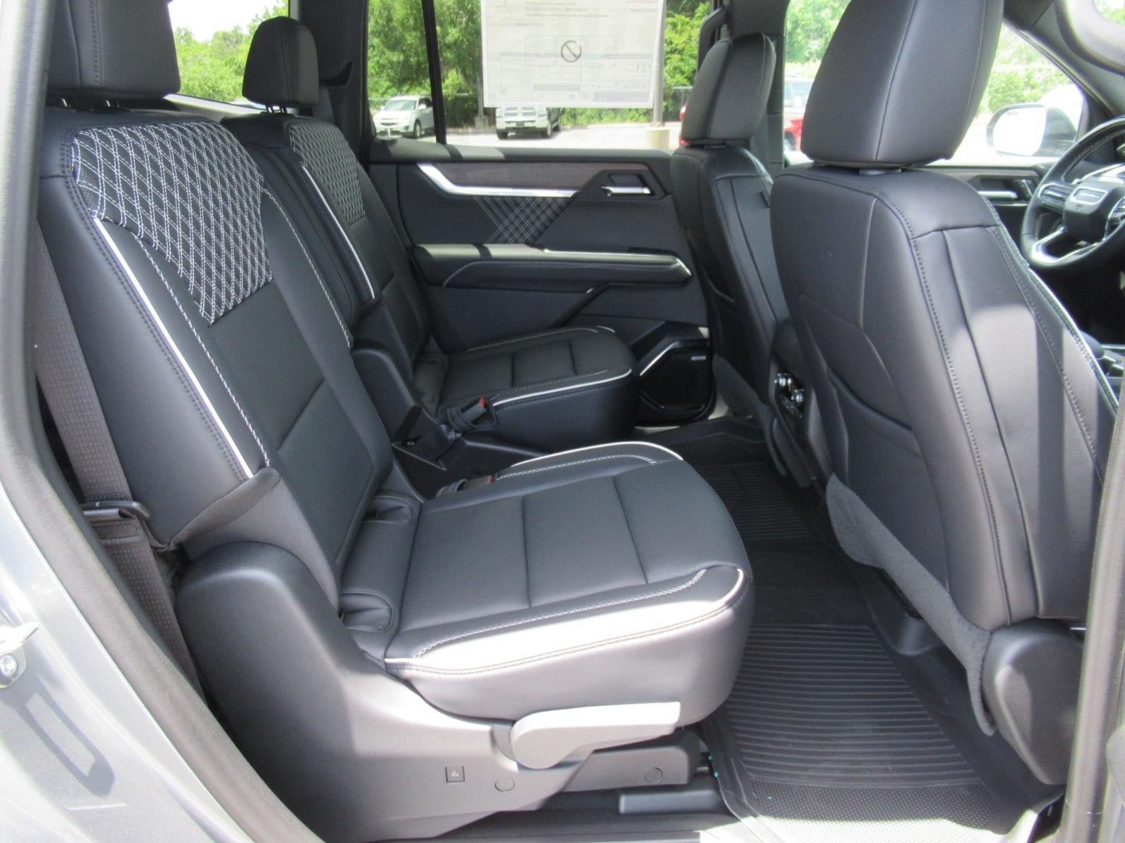New 2026 GMC Acadia Denali w/ Super Cruise Package AWD/4WD image 30
