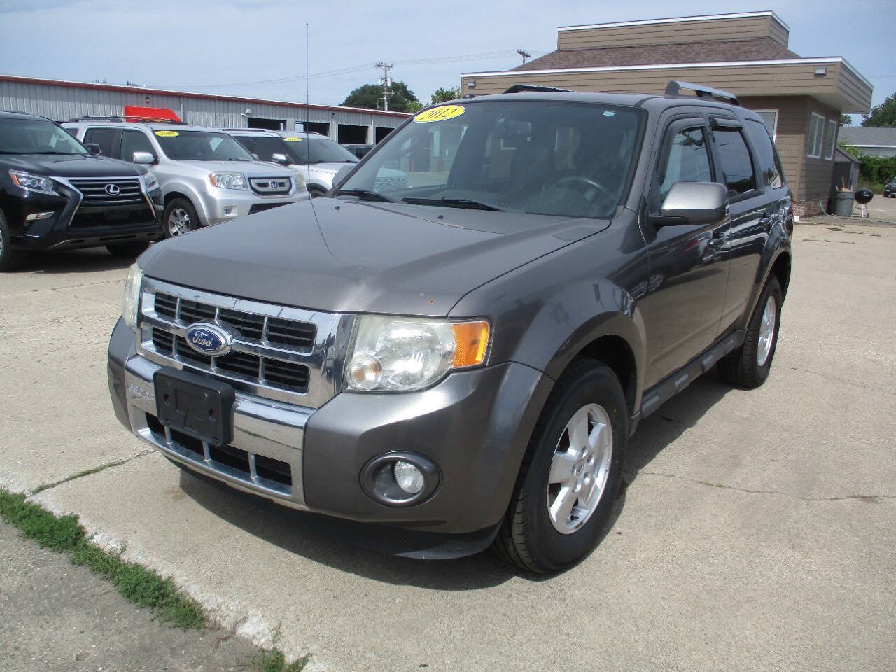 Used 2012 Ford Escape Limited AWD/4WD image 2