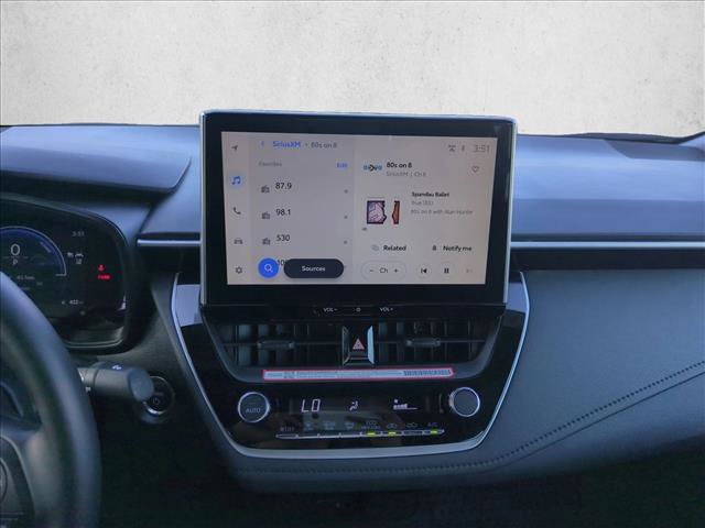 Certified 2025 Toyota Corolla SE w/ SE Premium Package image 14