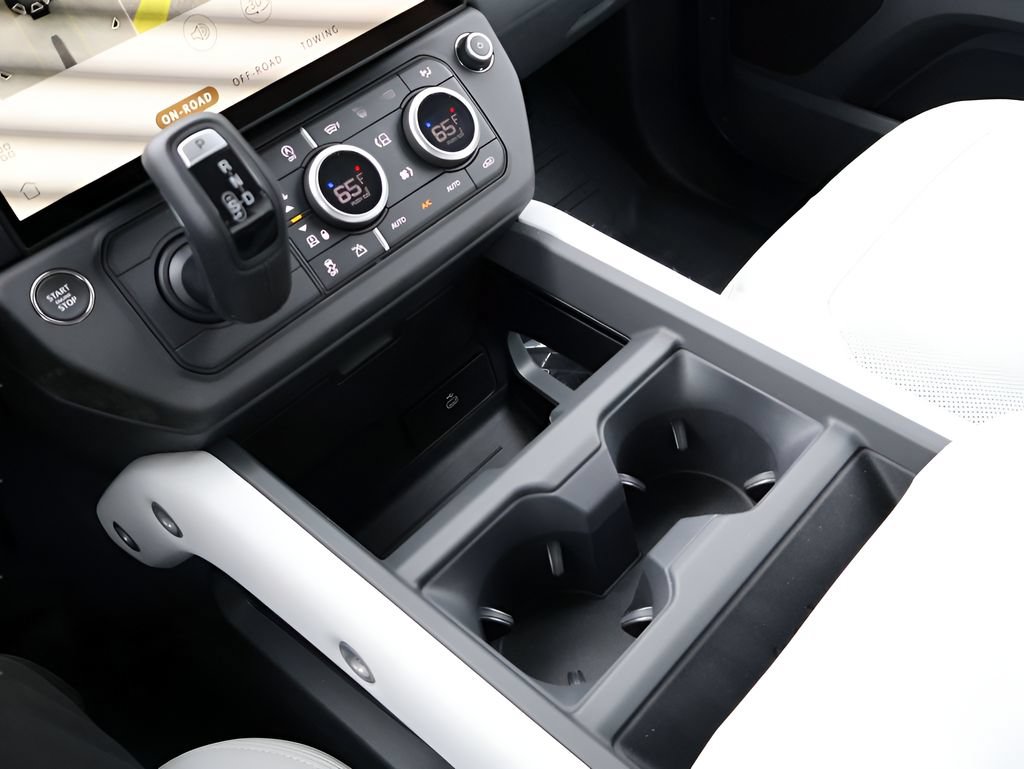New 2026 Land Rover Defender 110 S AWD/4WD image 24